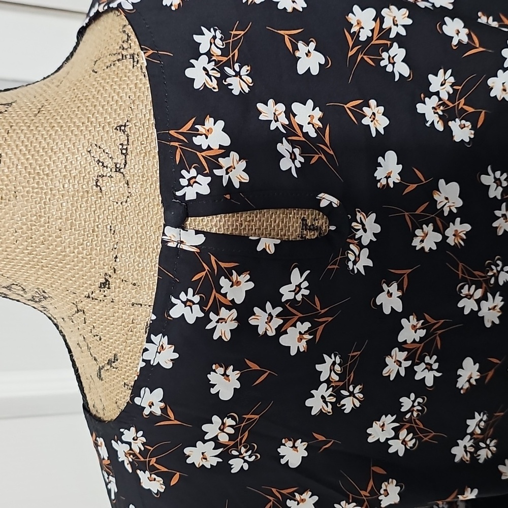Nwt Womens Black Floral Top #100 - Picture 5 of 5